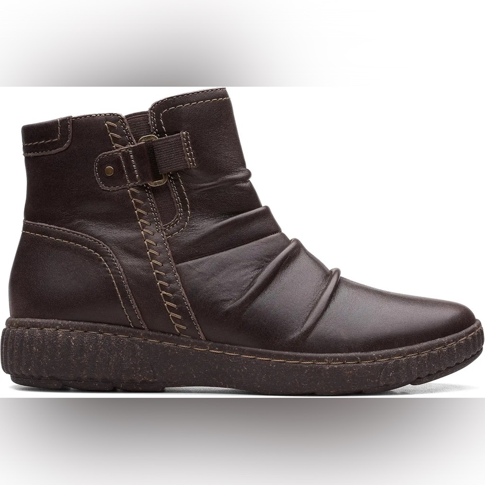 Clark’s Caroline Orchid Boots Brown Size 6.5